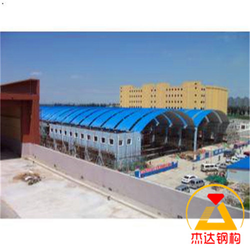 車庫鋼結(jié)構(gòu)拱形屋頂