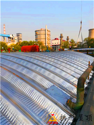 下雨天是否能從事無梁拱施工？