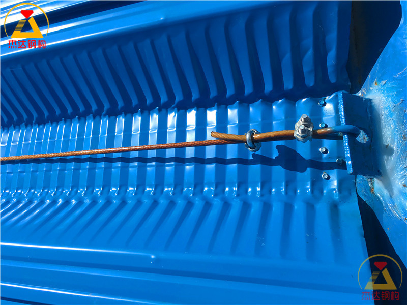 海門鋼結(jié)構(gòu)拱形屋頂飛機(jī)場(chǎng)