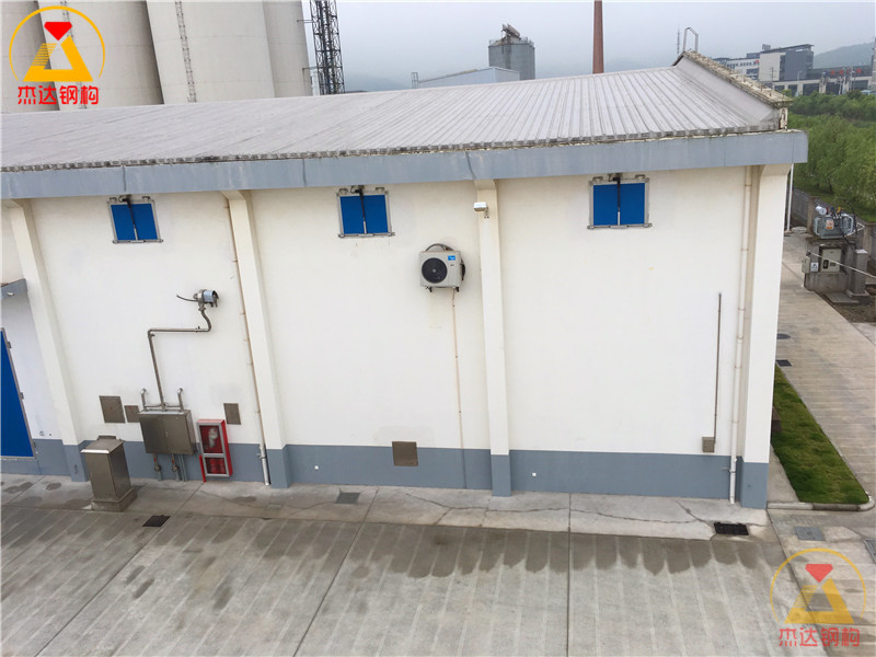 金壇鋼結(jié)構(gòu)拱形屋頂娛樂(lè)場(chǎng)所